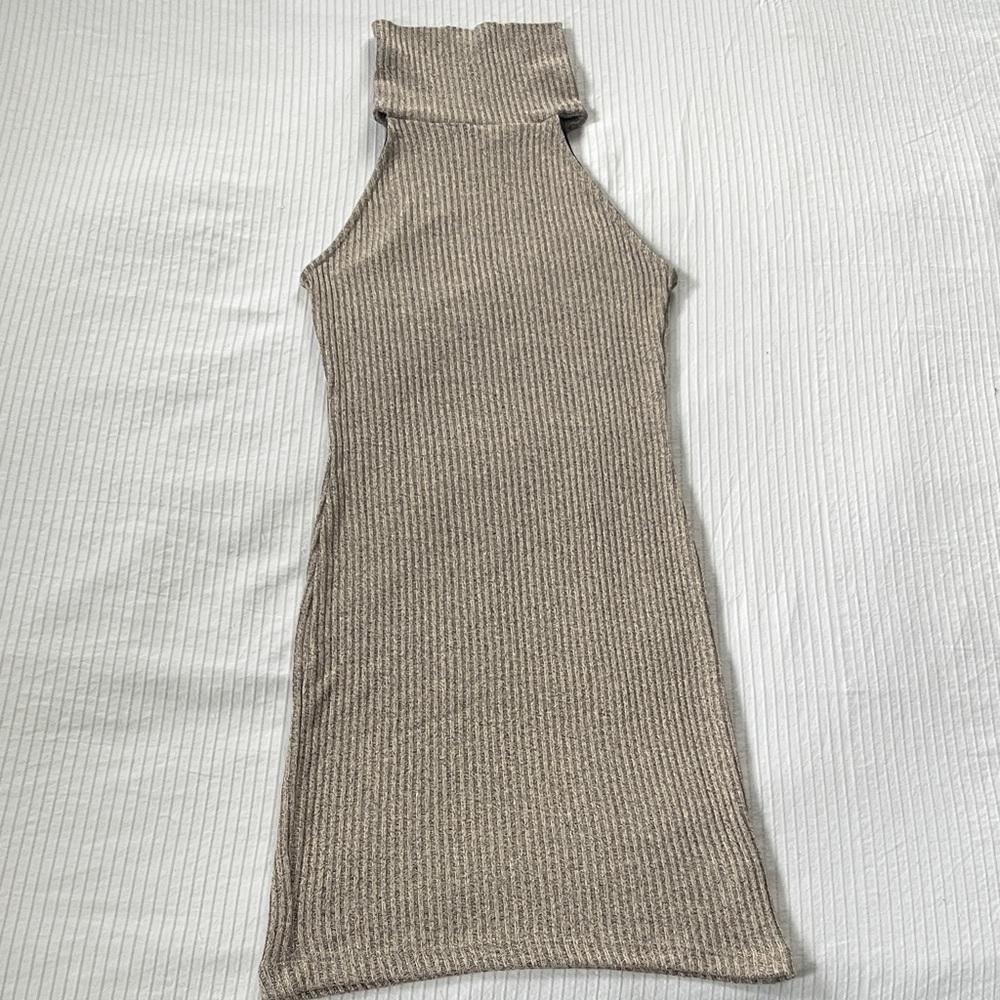 Chic Sleeveless Ribbed Knit Dress - Cream